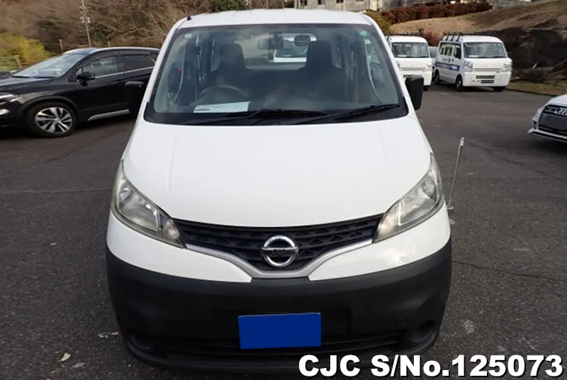 Nissan NV200 in White for Sale Image 4
