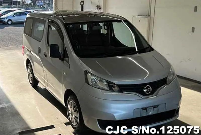 Nissan / NV200 2017
