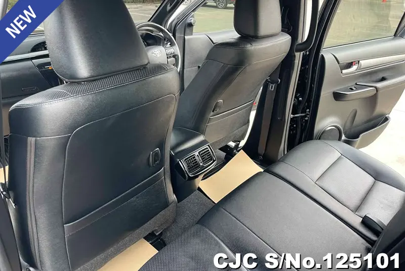 Toyota Hilux in Black for Sale Image 9