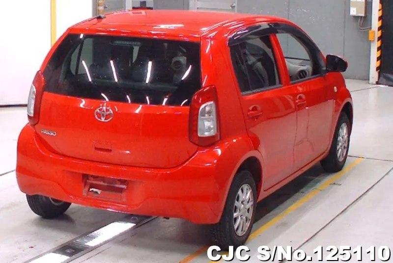 Toyota Passo in Red for Sale Image 2