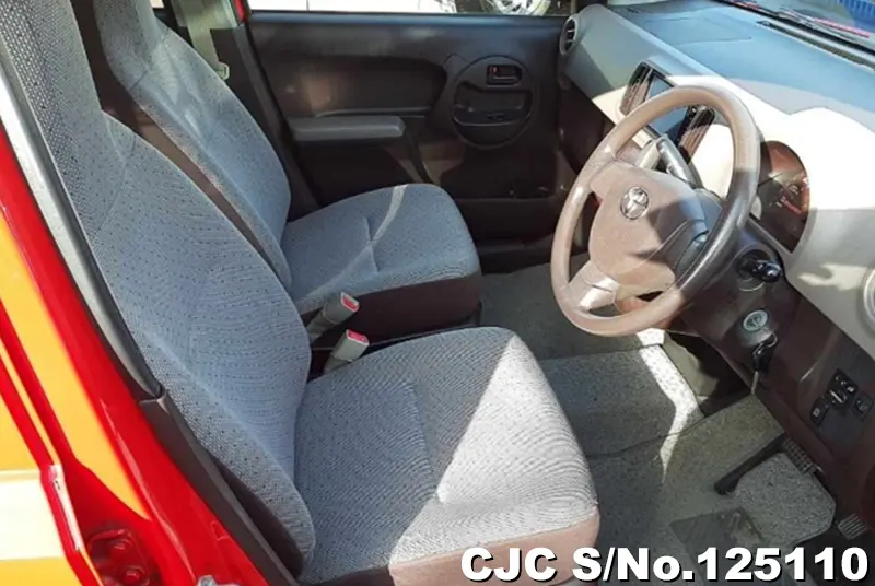 Toyota Passo in Red for Sale Image 7