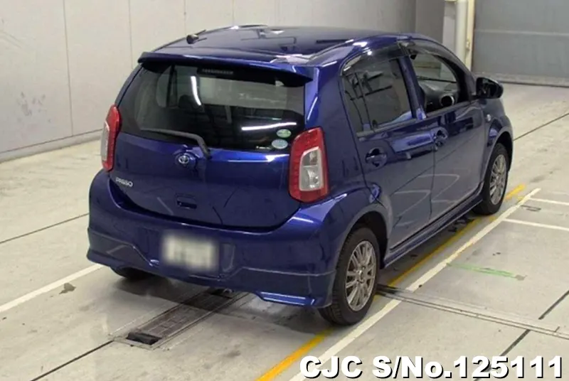 Toyota Passo in Blue for Sale Image 2