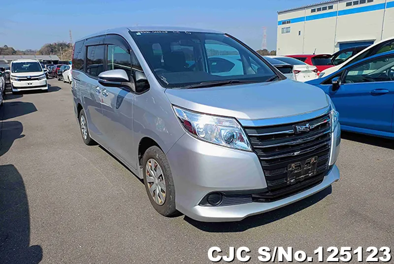 2016 Toyota / Noah Stock No. 125123