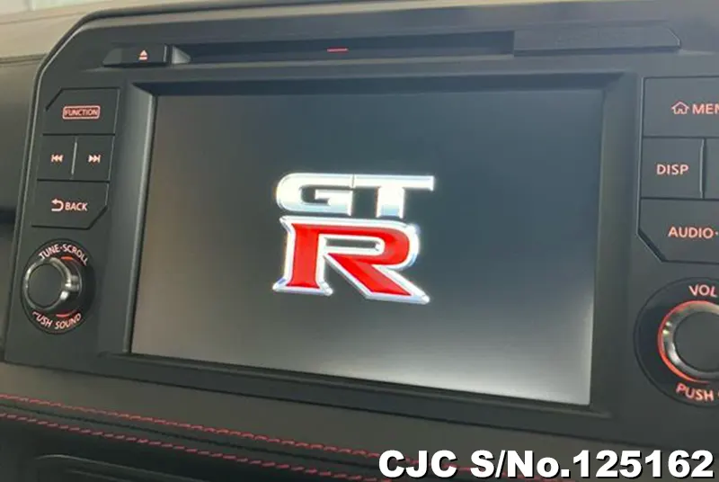 Nissan GTR in White for Sale Image 11