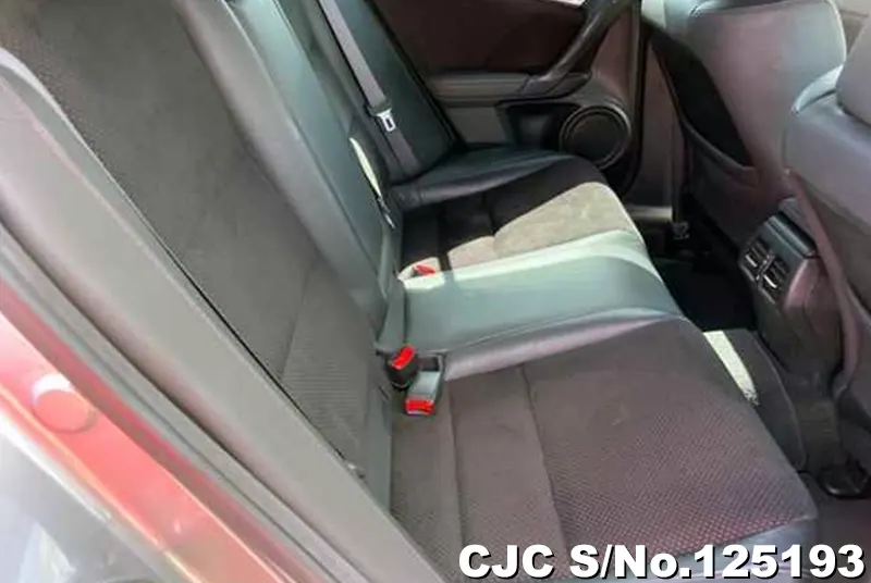 Honda Accord in Silver for Sale Image 7