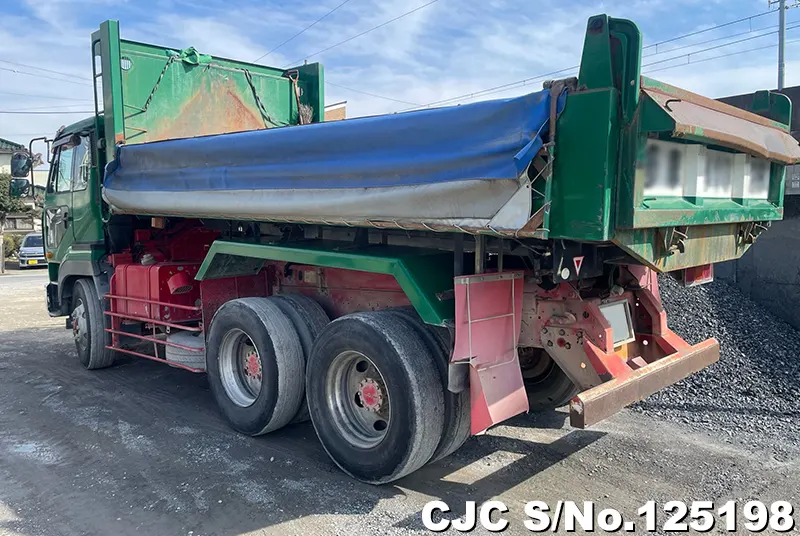 2000 Nissan / UD Stock No. 125198