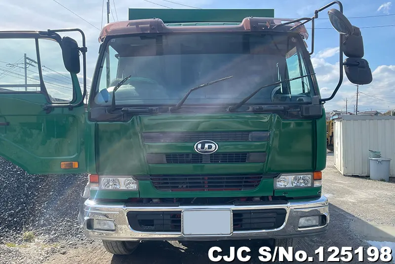 2000 Nissan / UD Stock No. 125198