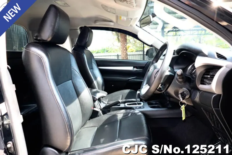 Toyota Hilux in Black for Sale Image 6