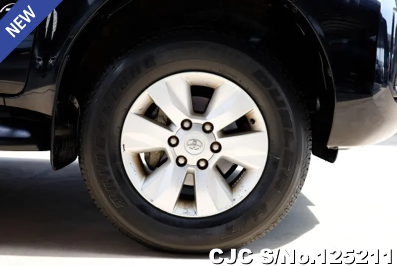 Toyota Hilux in Black for Sale Image 10