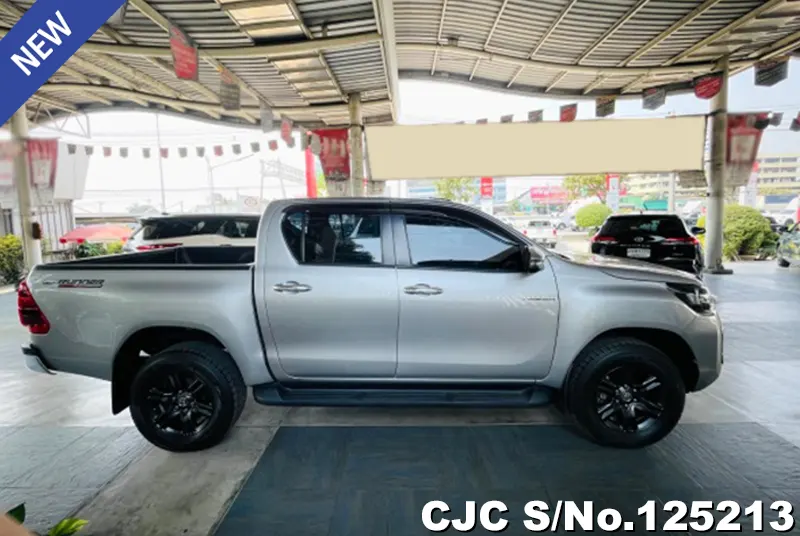 Toyota Hilux in Silver for Sale Image 6