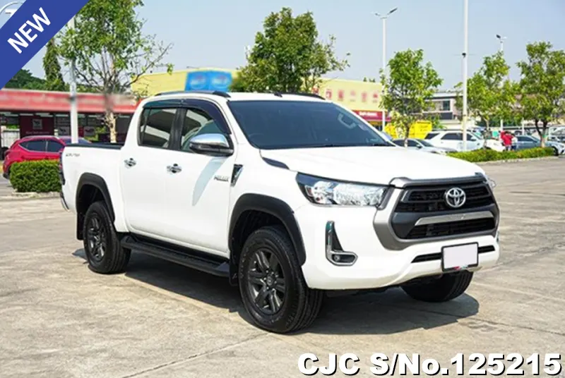 Toyota Hilux in White for Sale Image 0