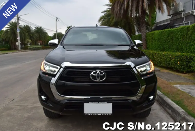 Toyota Hilux in Black for Sale Image 2