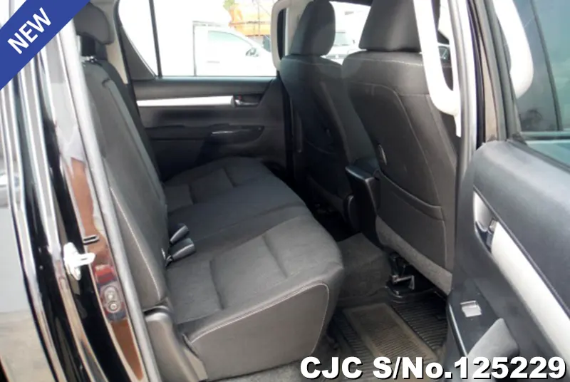 Toyota Hilux in Black for Sale Image 8