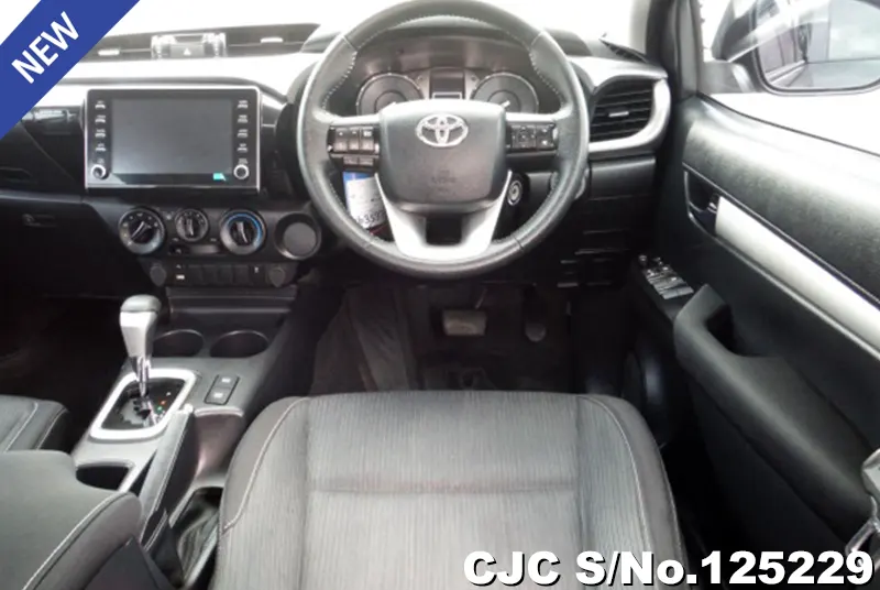 Toyota Hilux in Black for Sale Image 10