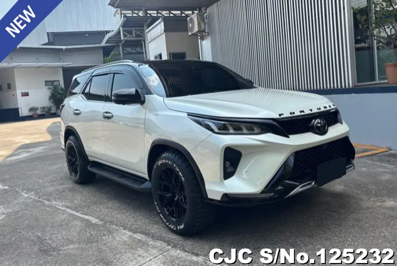 Toyota / Fortuner 2022