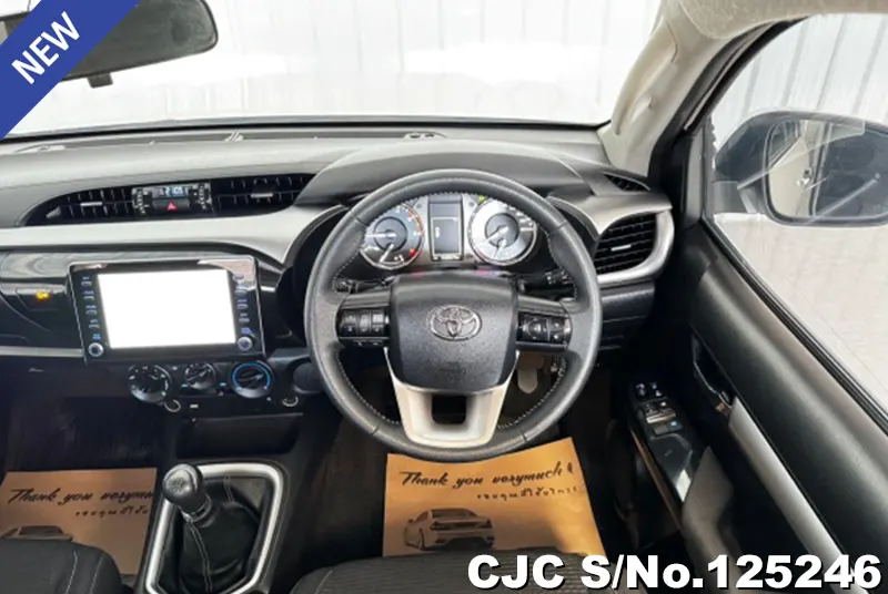Toyota Hilux in White for Sale Image 6