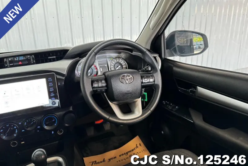 Toyota Hilux in White for Sale Image 9
