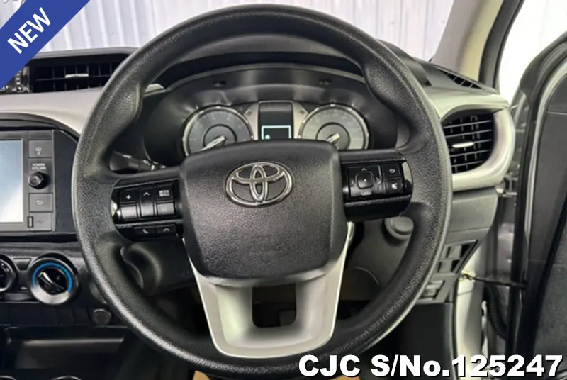 Toyota Hilux in Silver for Sale Image 11