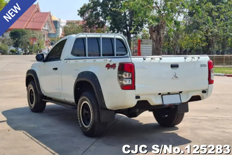 Mitsubishi Triton in White for Sale Image 1