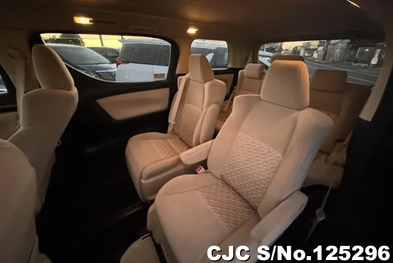 Toyota Alphard in Blue for Sale Image 11