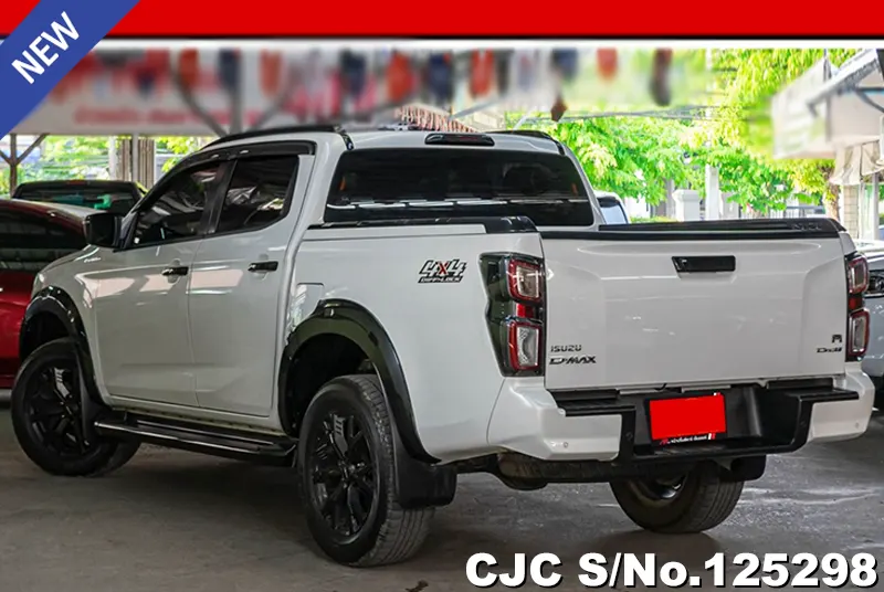 Isuzu D-Max in White for Sale Image 1