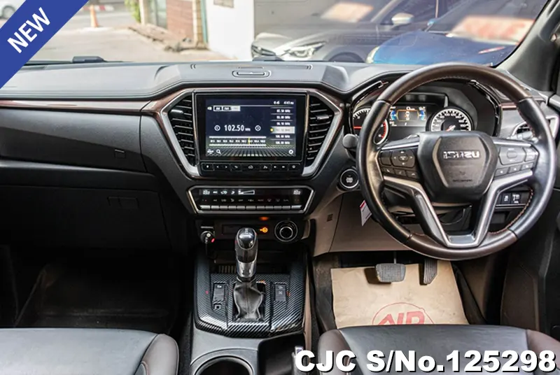 Isuzu D-Max in White for Sale Image 6