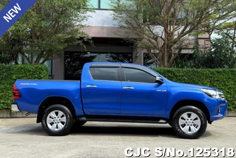 Toyota Hilux in Blue for Sale Image 4