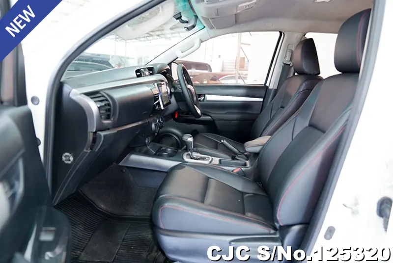 Toyota Hilux in White for Sale Image 7