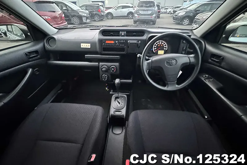 Toyota Succeed Van in Silver for Sale Image 9