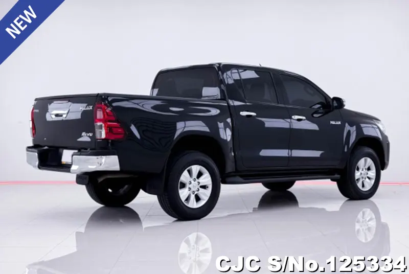 Toyota Hilux in Black for Sale Image 2