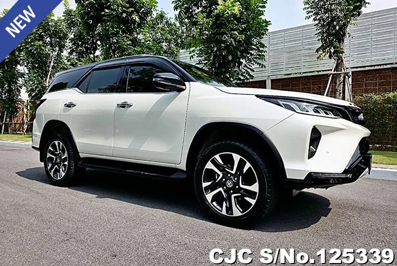 Toyota / Fortuner 2021