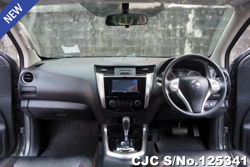 Nissan Navara in Silver for Sale Image 9
