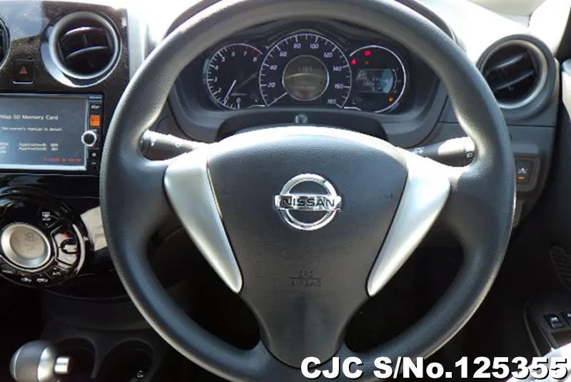 Nissan Note in Gray for Sale Image 14