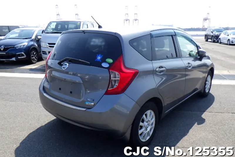 Nissan Note in Gray for Sale Image 2