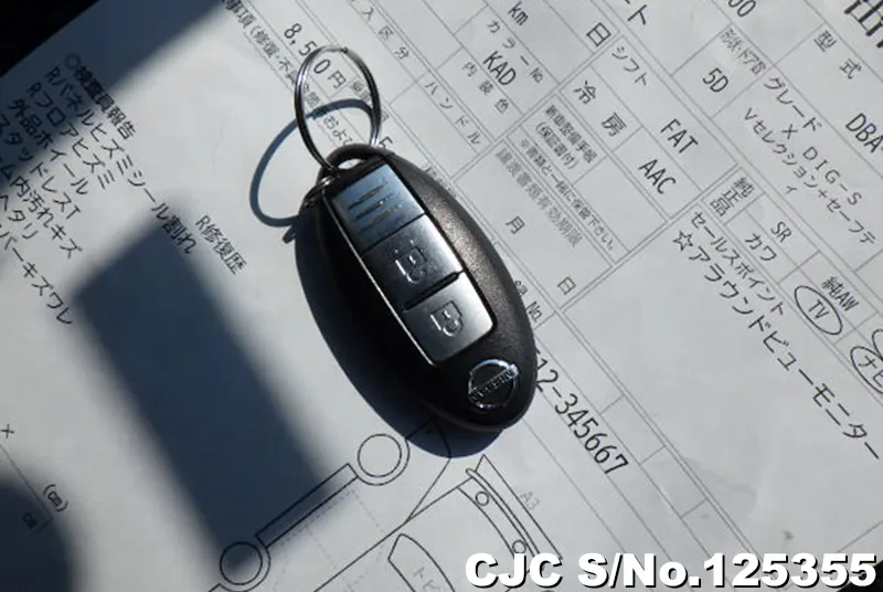 Nissan Note in Gray for Sale Image 31
