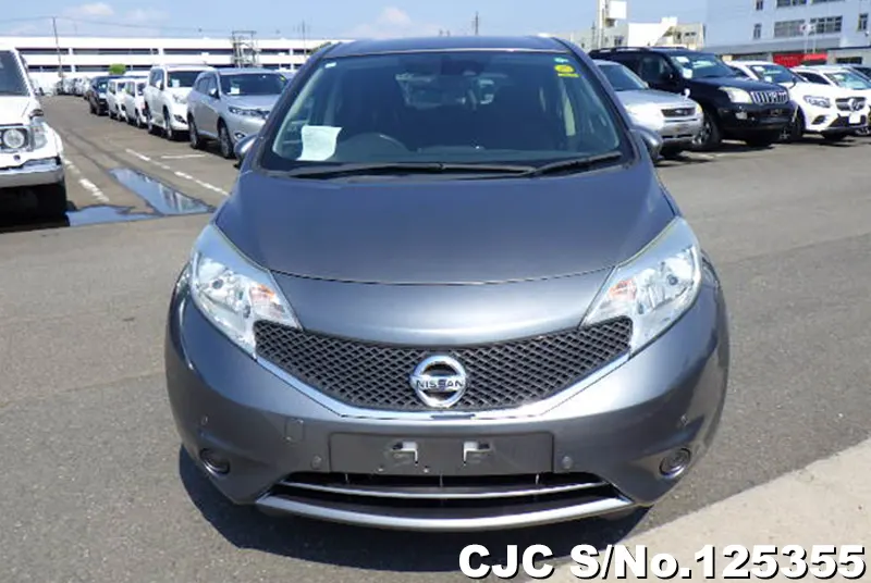 Nissan Note in Gray for Sale Image 4