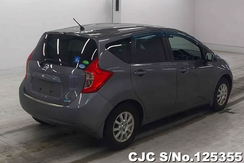 Nissan Note in Gray for Sale Image 2