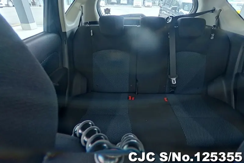 Nissan Note in Gray for Sale Image 5