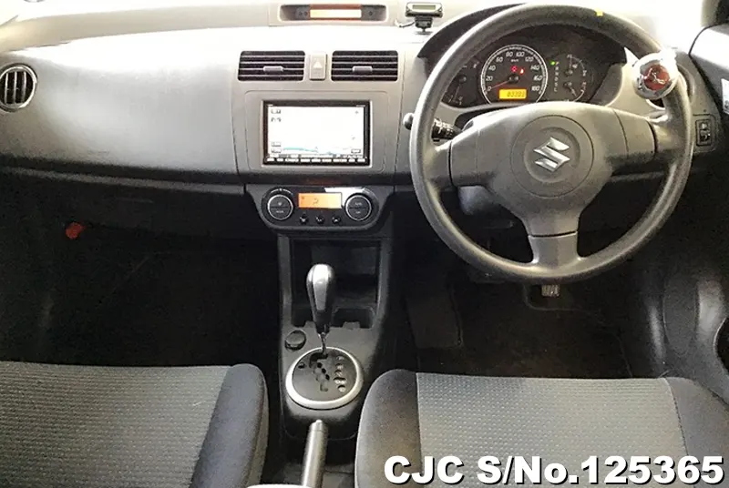 Suzuki Swift in Black for Sale Image 5