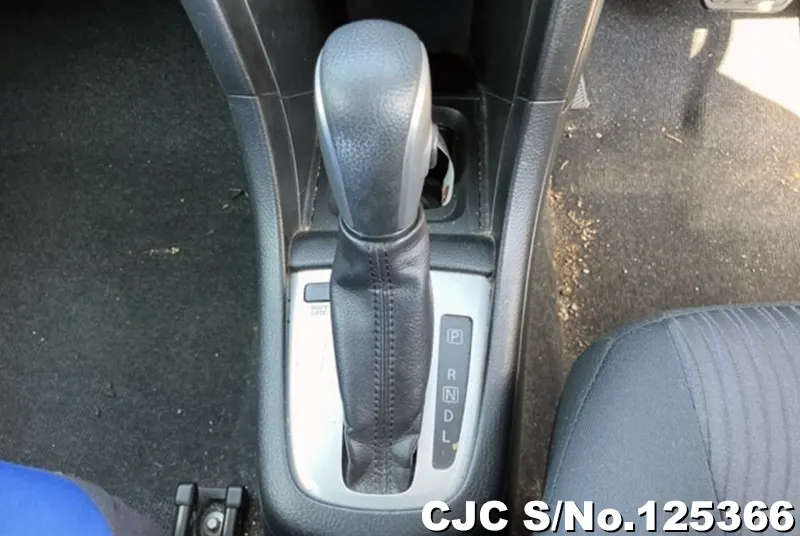 Suzuki Swift in Red for Sale Image 4