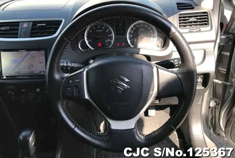 Suzuki Swift in Silver for Sale Image 6