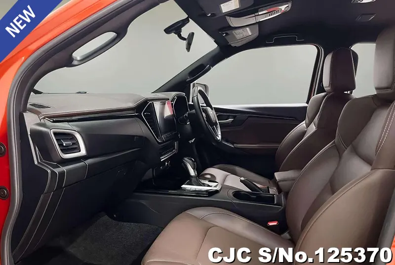 Isuzu D-Max in Orange for Sale Image 5