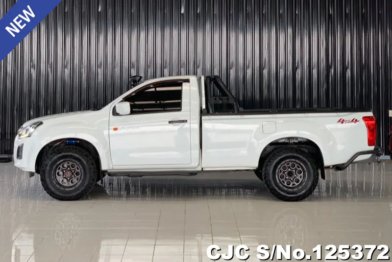 Isuzu D-Max in White for Sale Image 7