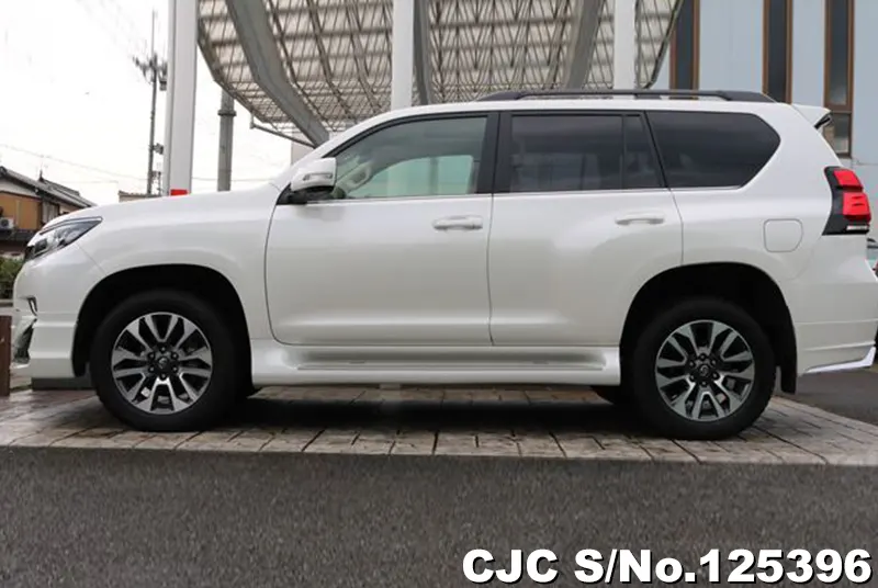 Toyota Land Cruiser Prado in Pearl for Sale Image 4