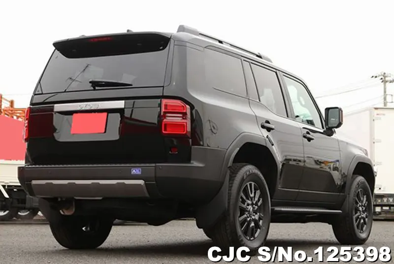 Toyota Land Cruiser 250 in Black for Sale Image 2