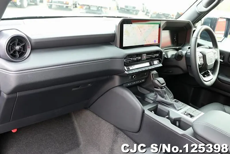Toyota Land Cruiser 250 in Black for Sale Image 10