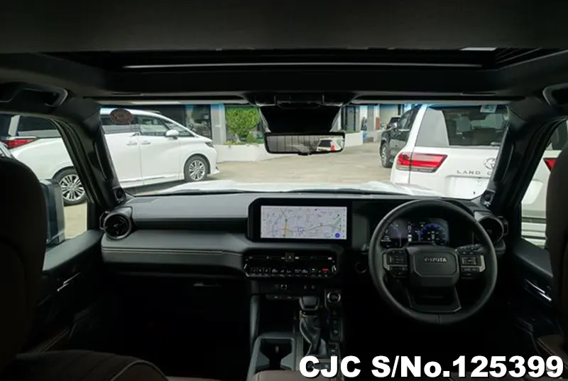 Toyota Land Cruiser 250 in White for Sale Image 5