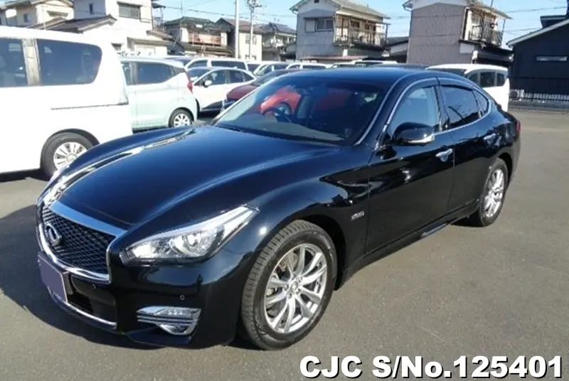 Nissan / Fuga 2019