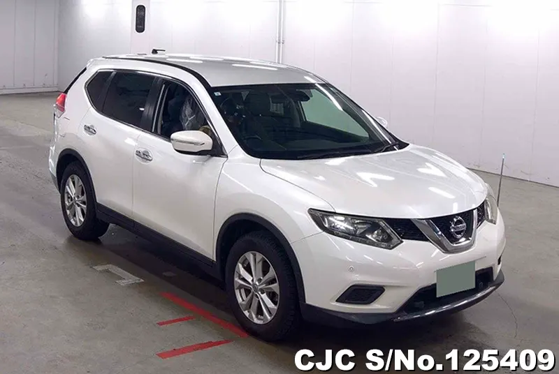 Nissan / X-Trail 2015