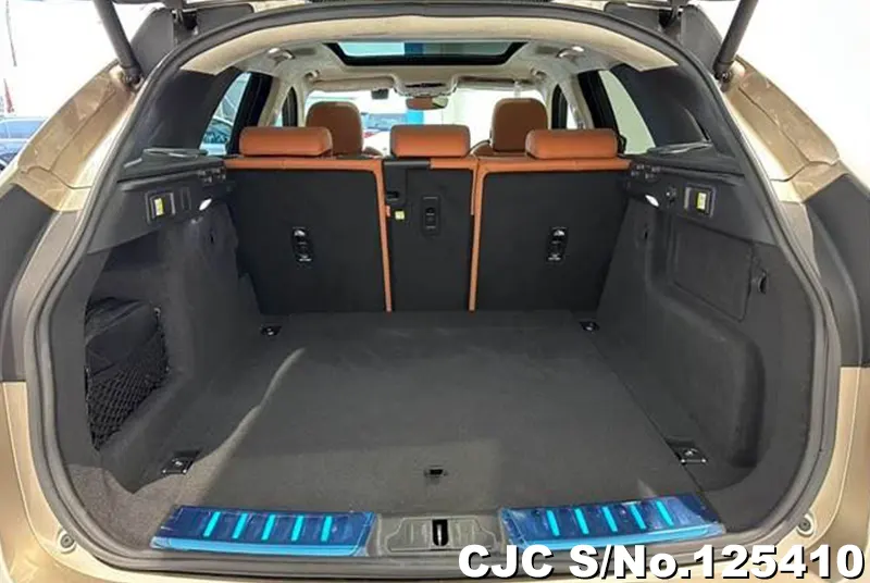 Jaguar F-Pace in Gold for Sale Image 7